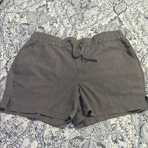 Magellan Outdoors‎ Women's Gray Shorts - Picture 1 of 5